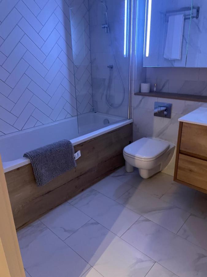 M1 City Centre 3 Bed 3 Bath Luxe Penthouse Manchester Exterior foto